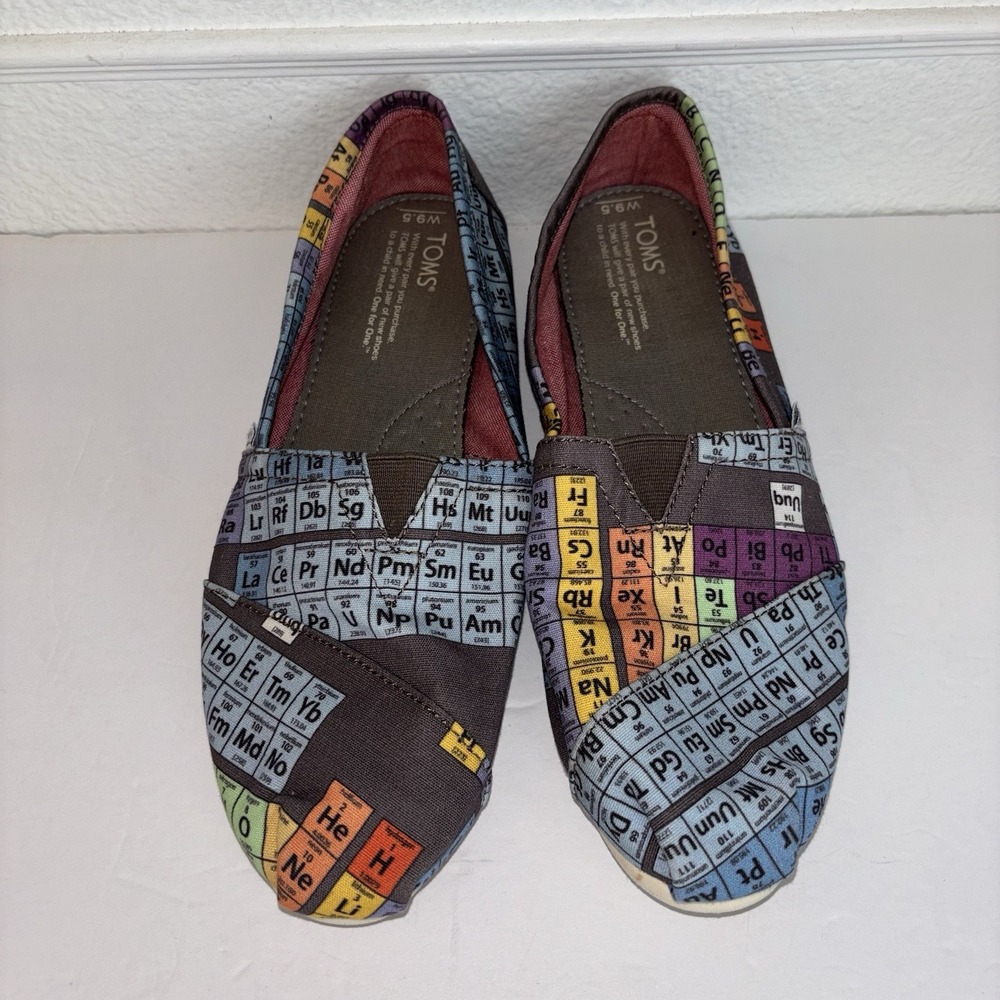 TOMS Periodic Table Alpargata Slip-on Shoes Chemistry/Science Print Size: 9.5 - Picture 2 of 8